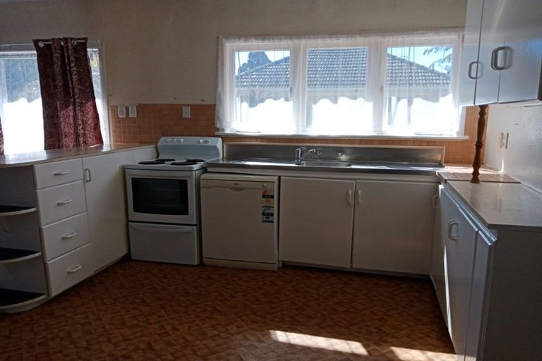 Photo of property in 54 Clevedon Road, Papakura, 2110