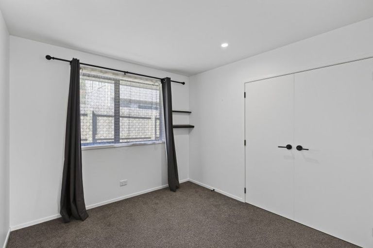 Photo of property in 6b Clerke Place, Marfell, New Plymouth, 4310