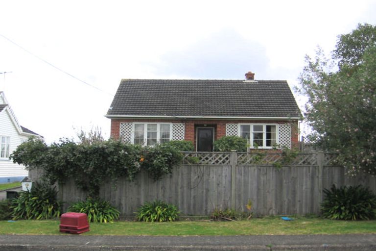 Photo of property in 13a Churchill Street, Kensington, Whangarei, 0112