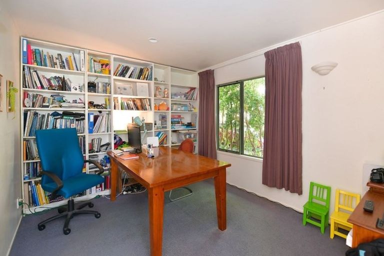 Photo of property in 68 Brixton Road, Manly, Whangaparaoa, 0930