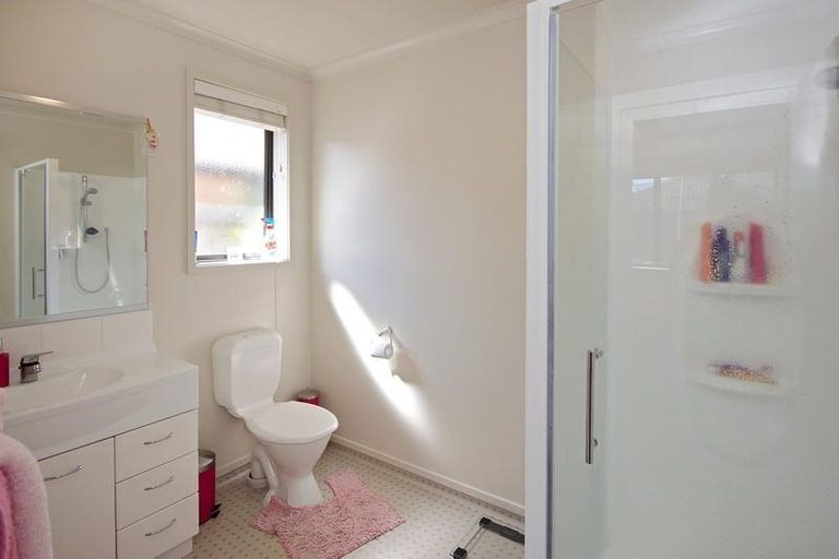 Photo of property in 107 Doncaster Drive, Papamoa Beach, Papamoa, 3118