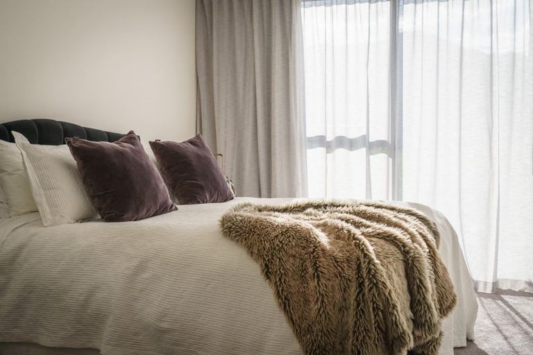 Photo of property in 10 Bevan Place, Wanaka, 9305