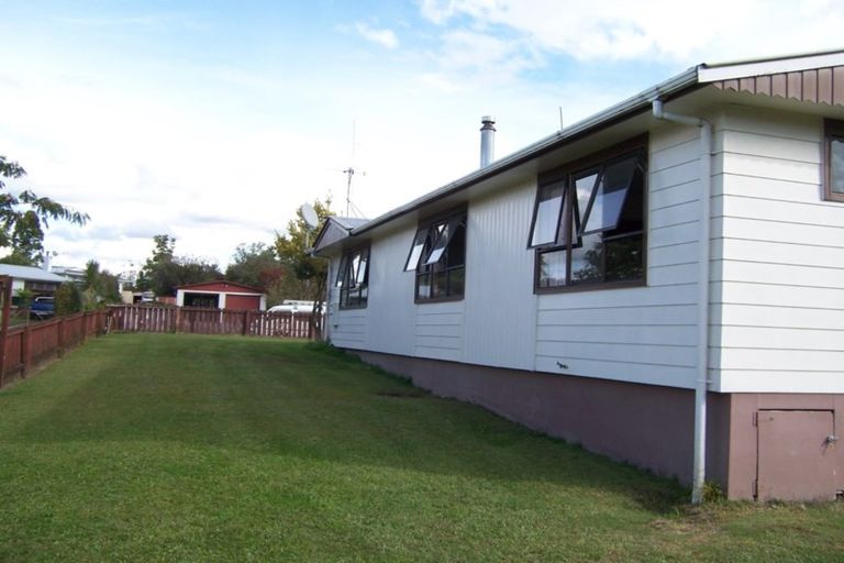 Photo of property in 19 Ben Keys Street, Te Puke, 3119