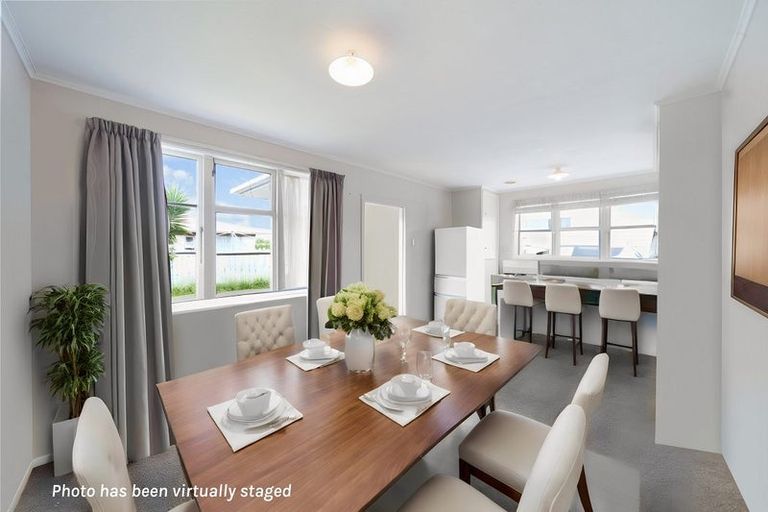 Photo of property in 2/28 Union Street, Papakura, 2110