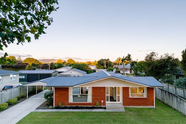 Photo of property in 59 Hall Street, Cambridge, 3434