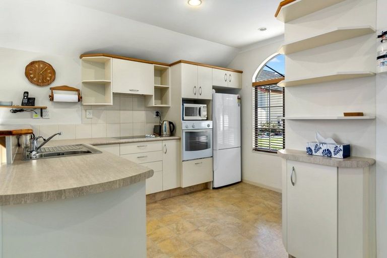 Photo of property in Orange Grove Village, 14/22 Pyes Pa Road, Pyes Pa, Tauranga, 3112