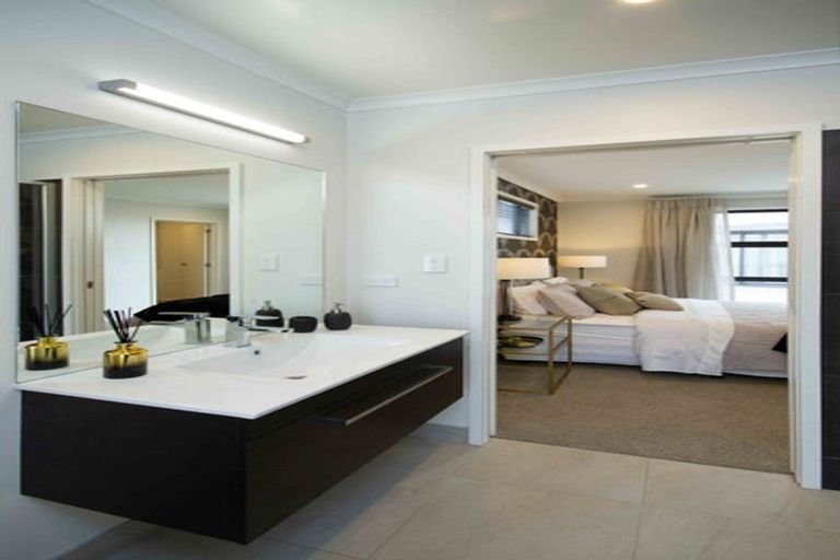 Photo of property in 22 Hitchen Road, Pokeno, 2402