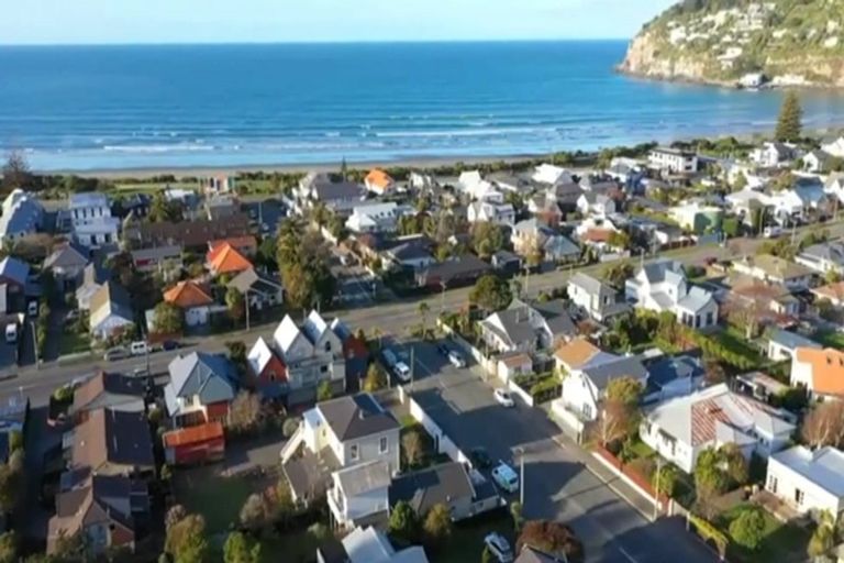 Photo of property in 23 Stoke Street, Sumner, Christchurch, 8081