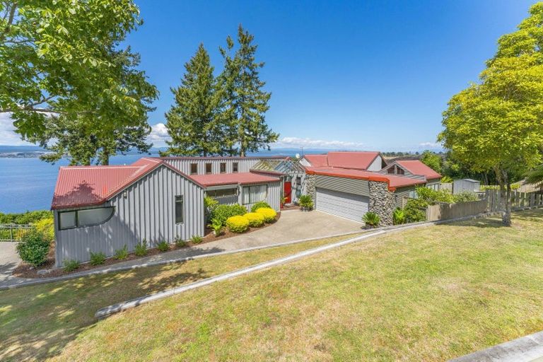 Photo of property in 85 Mapara Road, Acacia Bay, Taupo, 3385