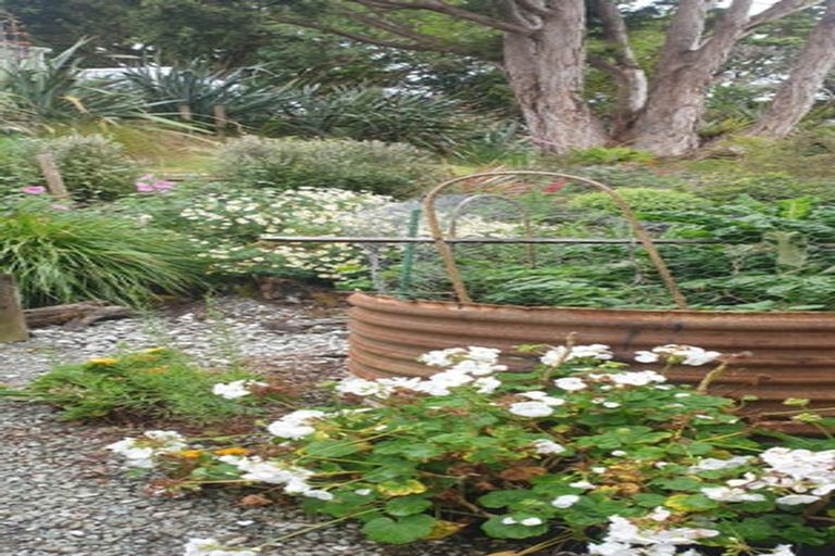 Photo of property in 14 Maning Street, Kohukohu, 0491