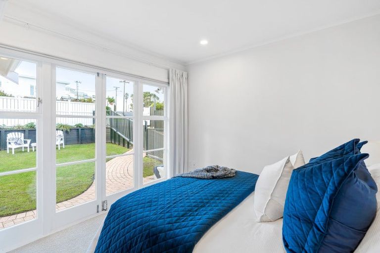 Photo of property in 18 Tizard Road, Birkenhead, Auckland, 0626