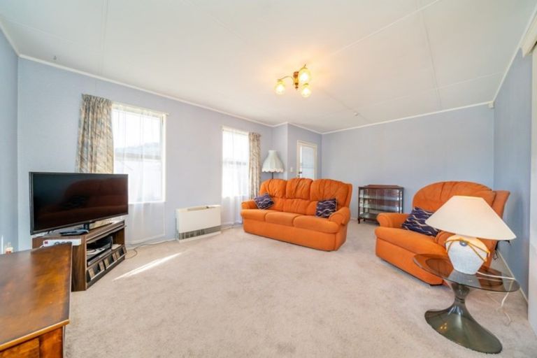 Photo of property in 46 Mabey Road, Avalon, Lower Hutt, 5011