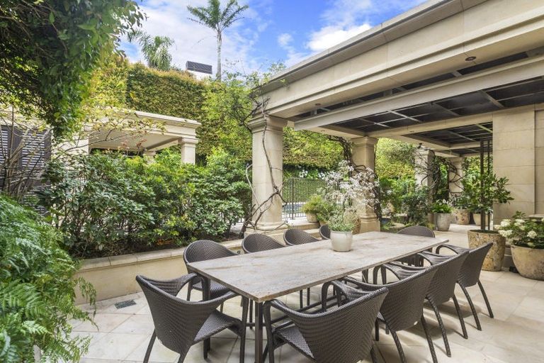 Photo of property in 84 Paritai Drive, Orakei, Auckland, 1071