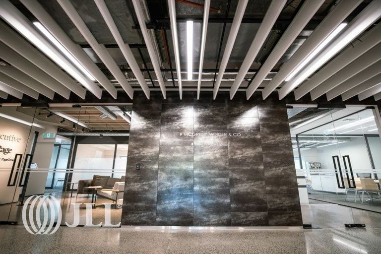 Photo of property in 41 Shortland Street, Wainoni, Christchurch, 8061