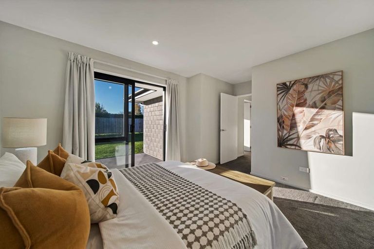 Photo of property in 1 Harrier Place, Amberley, 7410