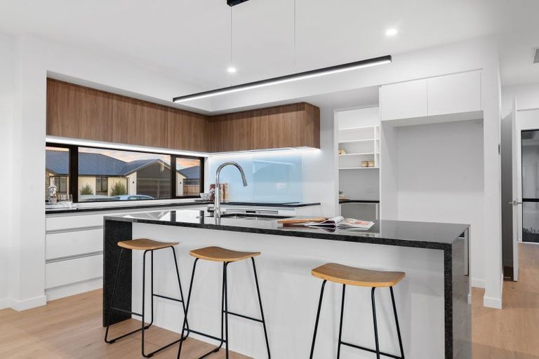 Photo of property in 2 Mackinnon Street, Marshland, Christchurch, 8083