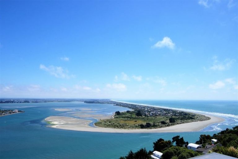 Photo of property in 46 Tuawera Terrace, Clifton, Christchurch, 8081