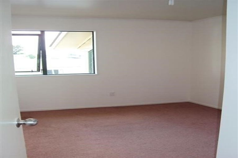 Photo of property in 108 Royal Road, Massey, Auckland, 0614