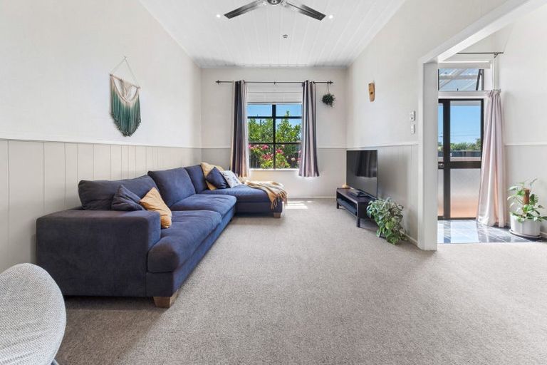 Photo of property in 47 Parris Street, Waitara, 4320