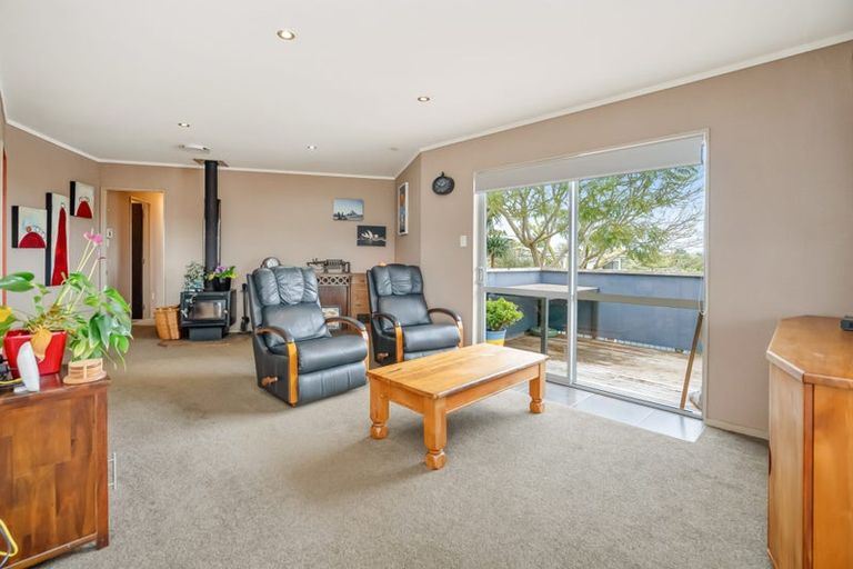 Photo of property in 48 Raumati Crescent, Onerahi, Whangarei, 0110
