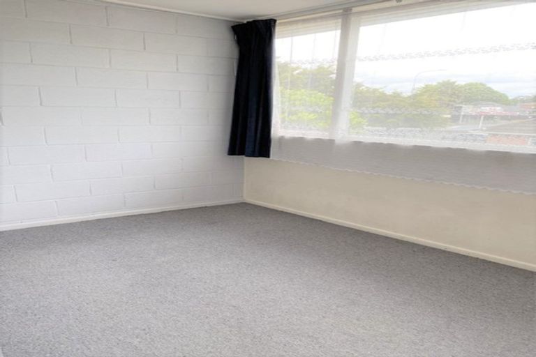 Photo of property in 267 Massey Road, Mangere East, Auckland, 2024
