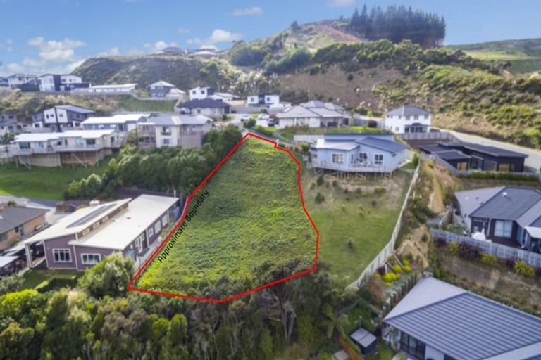 Photo of property in 74 Spyglass Lane, Whitby, Porirua, 5024