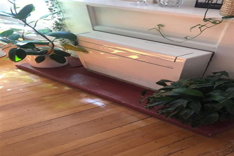 Photo of property in 1/114 Idris Road, Bryndwr, Christchurch, 8052