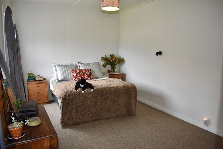 Photo of property in 27 Toi Street, Otaki Beach, Otaki, 5512