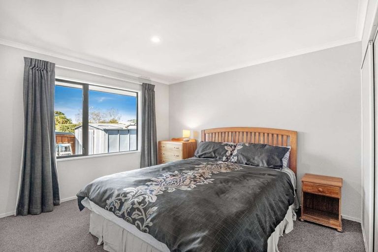 Photo of property in 21 Collins Drive, Waikuku Beach, 7402