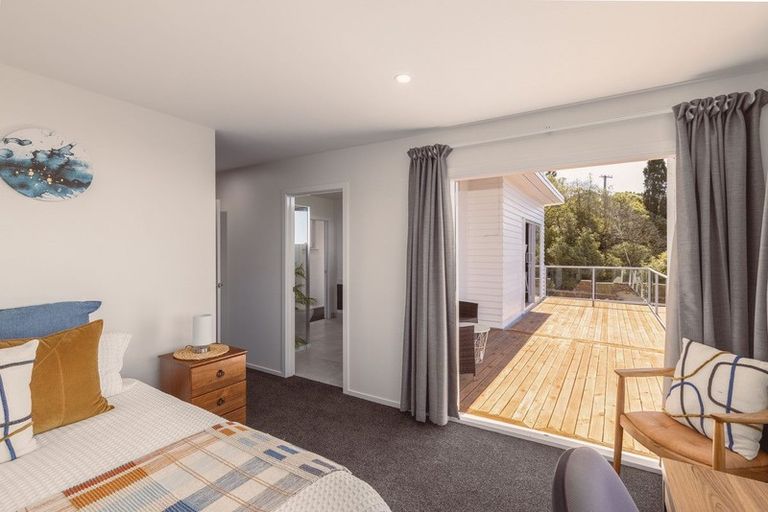 Photo of property in 93 Mount Pleasant Road, Mount Pleasant, Christchurch, 8081