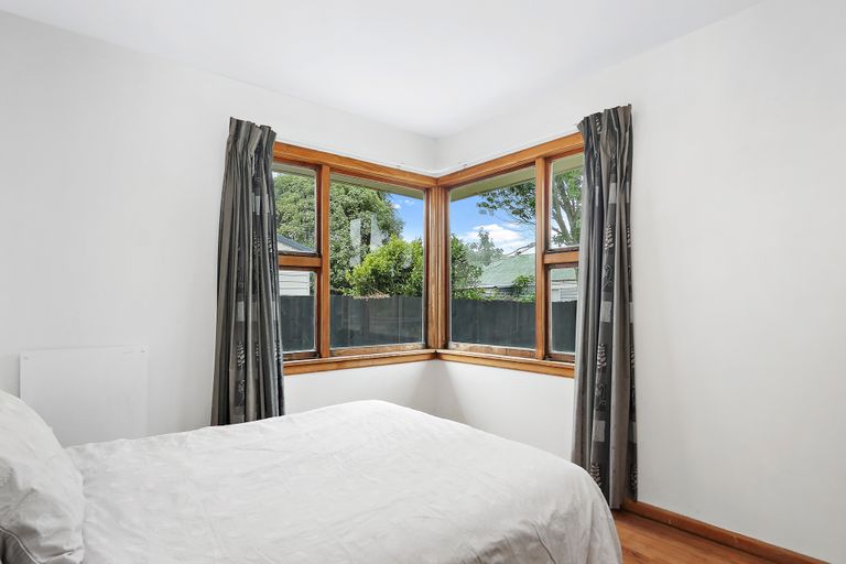 Photo of property in 25 Fairmont Place, Hornby, Christchurch, 8042