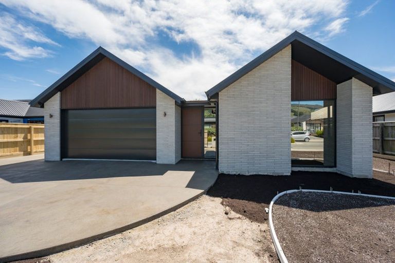 Photo of property in 12 Hallmark Drive, Hope, Richmond, 7020