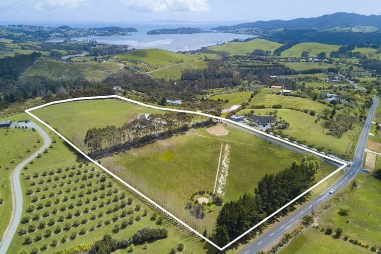 Photo of property in 102 Midgley Road, Mangonui, 0494