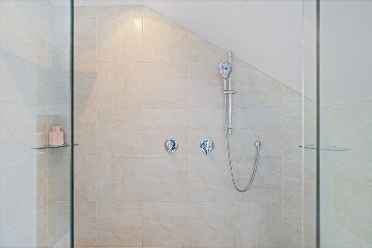 Photo of property in 62 Antrim Street, Cromwell, 9310