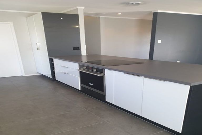 Photo of property in 33 Blomfield Street, Nawton, Hamilton, 3200