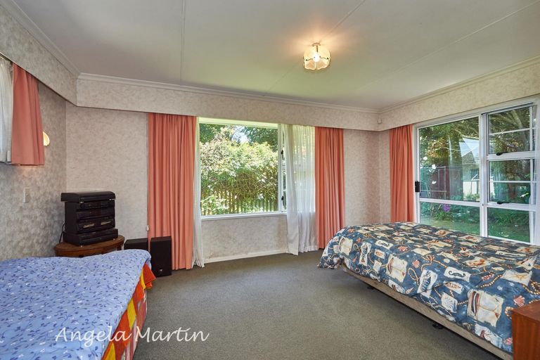 Photo of property in 41 Humphries Place, Awapuni, Palmerston North, 4412
