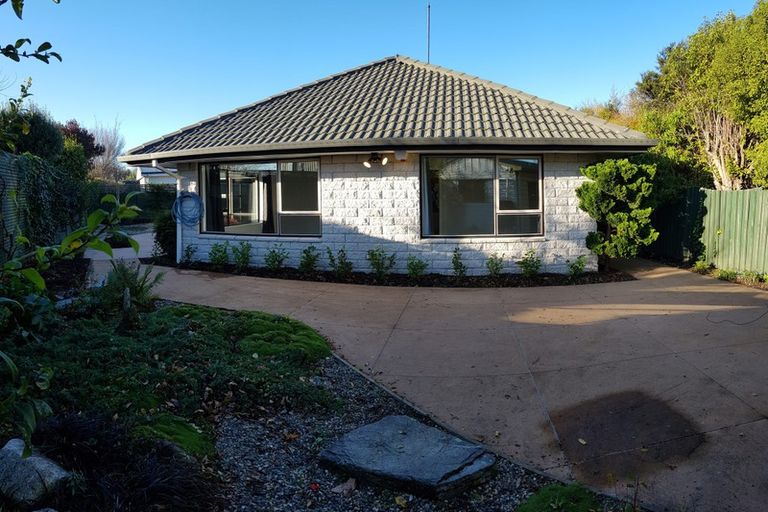 Photo of property in 2 O'halloran Drive, Halswell, Christchurch, 8025