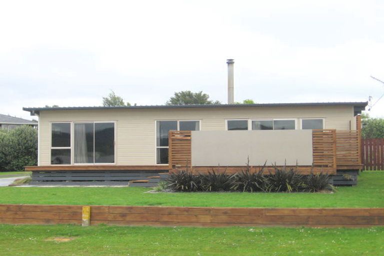 Photo of property in 16 Waimarei Avenue, Paeroa, 3600