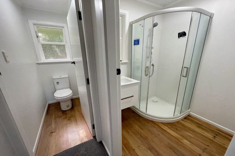 Photo of property in 21 Lowry Crescent, Stokes Valley, Lower Hutt, 5019