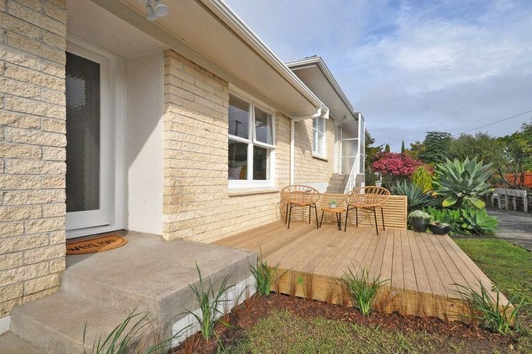 Photo of property in 2/59 Francis Street, Hauraki, Auckland, 0622