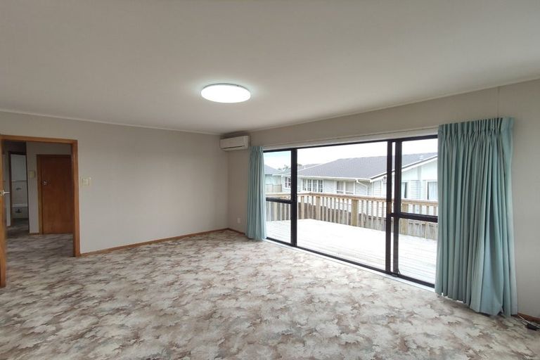 Photo of property in 20 Carole Crescent, Pakuranga, Auckland, 2010