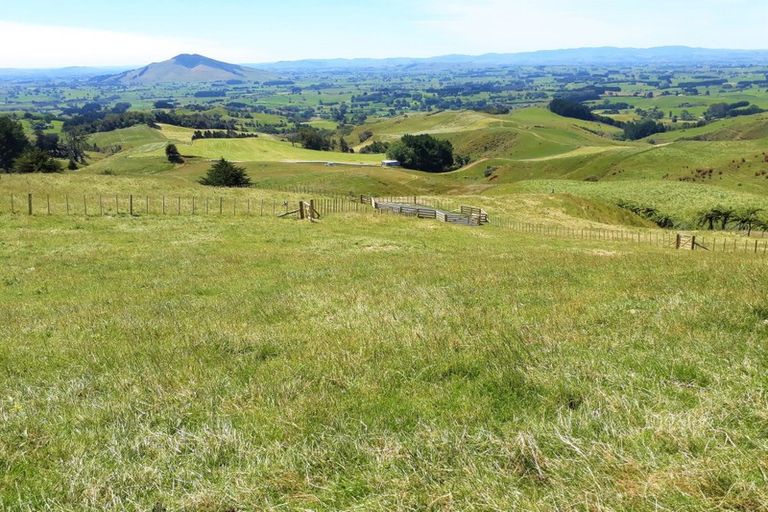 Photo of property in 7 Tiwarawara Lane, Puketotara, Te Awamutu, 3876