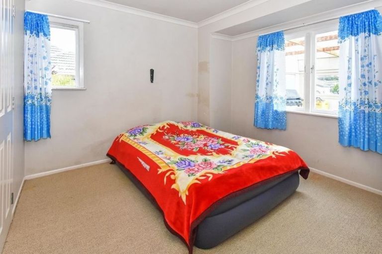 Photo of property in 1/14 Fairview Road, Papatoetoe, Auckland, 2025