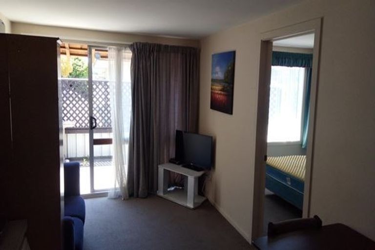 Photo of property in 83 Claridges Road, Casebrook, Christchurch, 8051