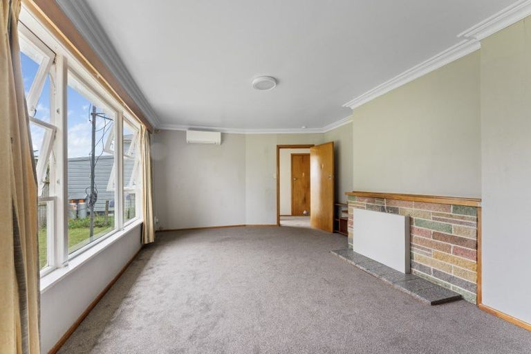 Photo of property in 20 Mckenzie Street, Levin, 5510