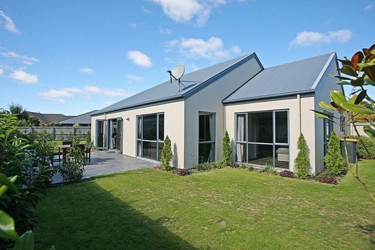 Photo of property in 3 Baldoyle Way, Casebrook, Christchurch, 8051