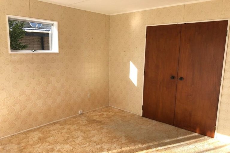 Photo of property in 16 Grant Street, Havelock North, 4130