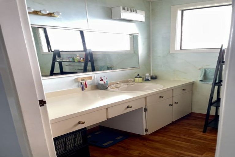 Photo of property in 476 Carrington Street, Upper Vogeltown, New Plymouth, 4310