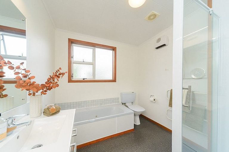 Photo of property in 95 Marne Street, Hokowhitu, Palmerston North, 4410