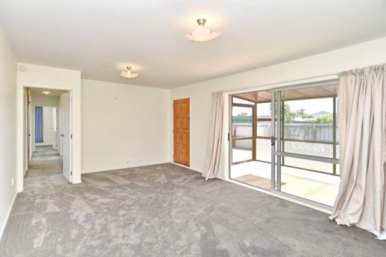 Photo of property in 31 Meon Street, Aranui, Christchurch, 8061